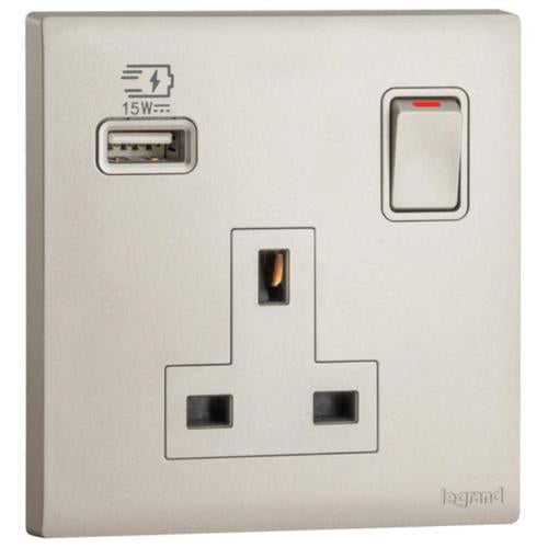 MEC33078CHLegrandObria مقبس مفتاح أحادي 13A مع USB Type A 15W لون شامبانيا