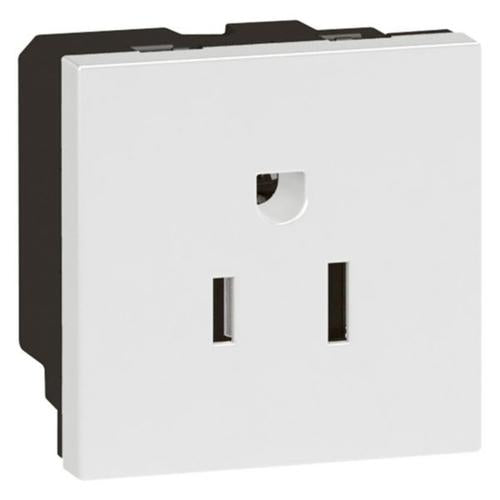 572117Legrandمقبس أرتيور الأمريكي من ليجراند 15A 127V 2P+E أبيض