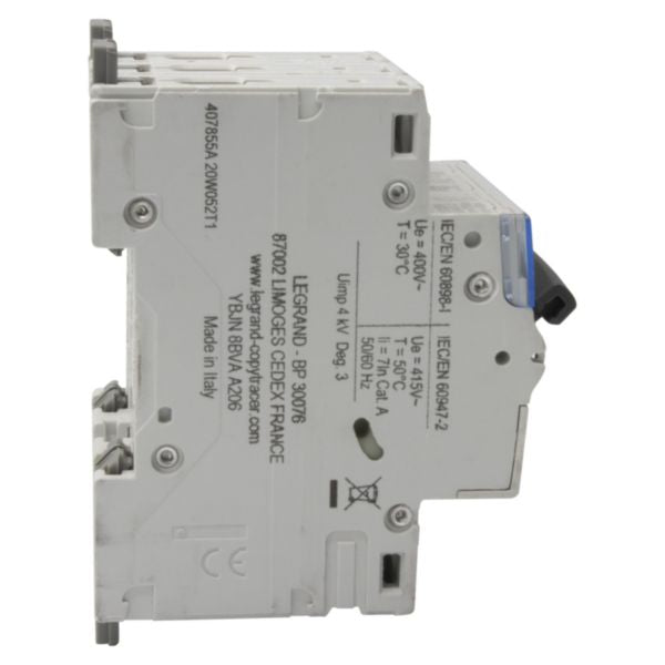 407855Legrandقاطع التيار الكهربائي ليجراند DX3 ثلاثي الأقطاب 6 أمبير نوع C