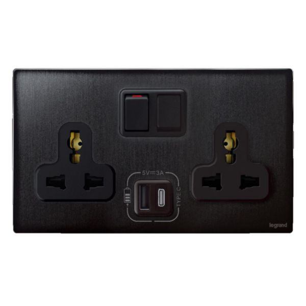 281123BBLegrandماليا سينسز مقبس كهربائي ثنائي معياري متعدد مع شاحن USB فرشاة سوداء
