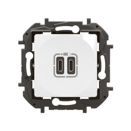 NP3404WHLegrandشاحن نيلوه USB مزدوج من النوع C أبيض 15W 3000mA