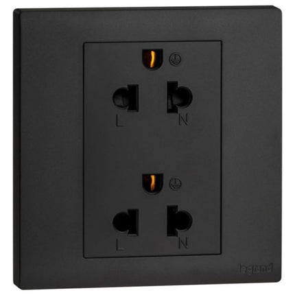 MEC31049BLLegrandمقبس أوبريا أحادي الفتحة يورو-أمريكي 16A مزدوج مات أسود