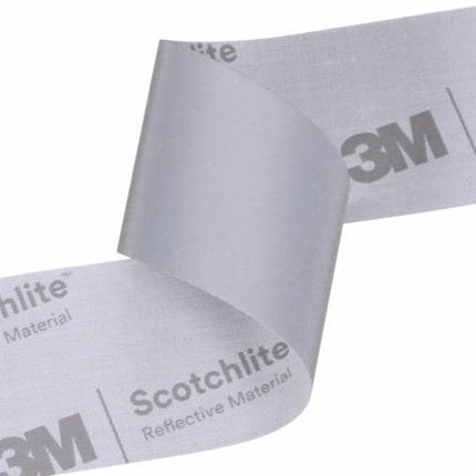71003021273Mمادة 3M Scotchlite العاكسة 8910 نسيج فضي بكرة