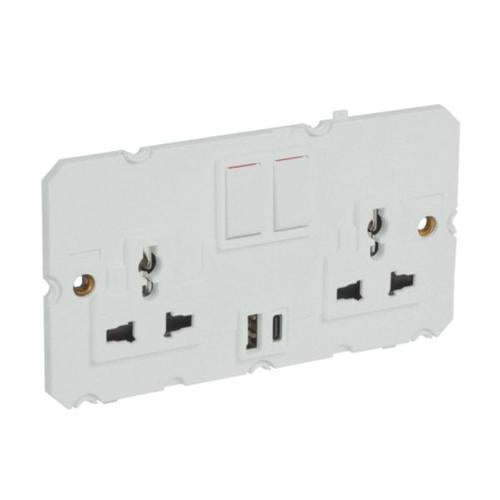 570084Legrandأرتيور متعدد المعايير مقبس كهربائي محول مع شاحن USB