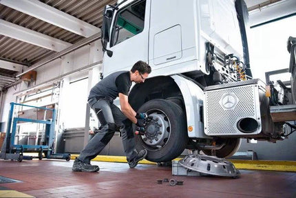 06019J8300Bosch ToolsCordless Impact Wrench | GDS 18V - 1000