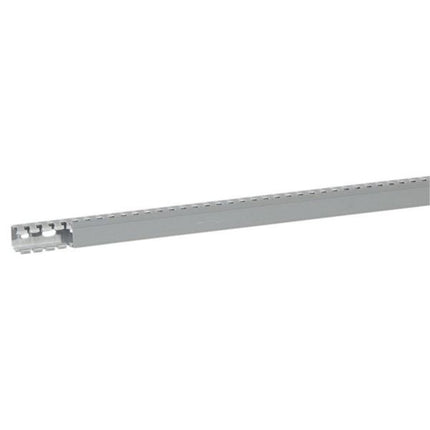 636100Legrandقنوات كابلات Transcab من Legrand بحجم 25x25 ملم رمادي RAL 7030