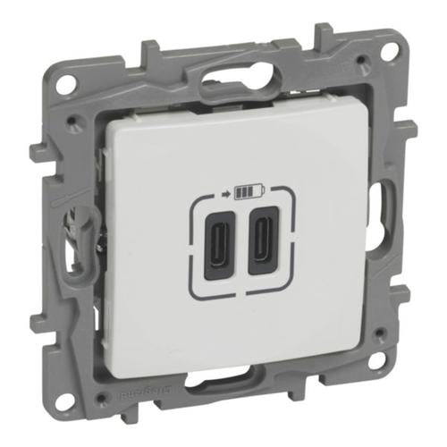 764595Legrandمقابس شحن USB مزدوج من نوع C+C نيلوي بـ 2 وحدات أبيض