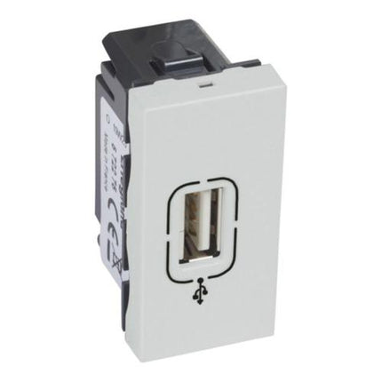 572552Legrandمنفذ بيانات USB أنثى Legrand Arteor وحدة واحدة مربع ألومنيوم ناعم
