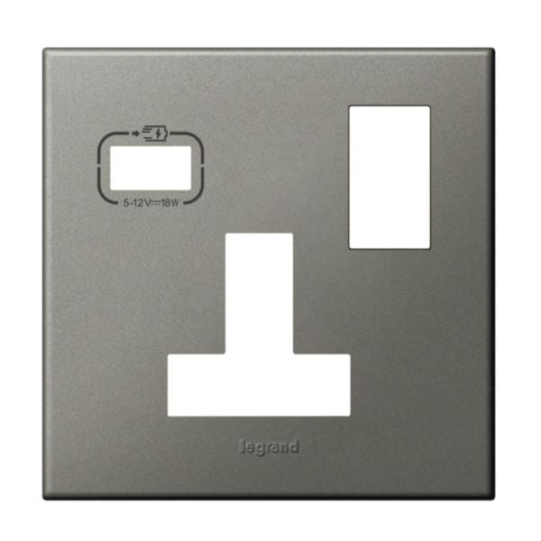 575455Legrandلوحة ليجراند بمقبس واحد BS 13A مع USB C مغناطيسي