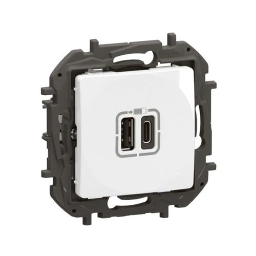 NP3403WHLegrandشاحن نيلوي USB مزدوج من النوع A+C أبيض 5 فولت 3 أمبير 15 واط