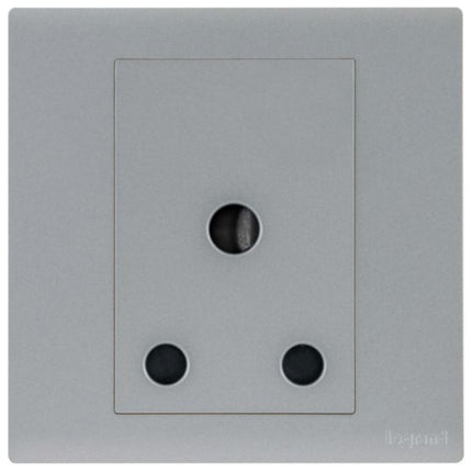 MEC31043SLLegrandمقبس أوبريا أحادي المنفذ معيار بريطاني 15A بدون مفتاح فضي داكن