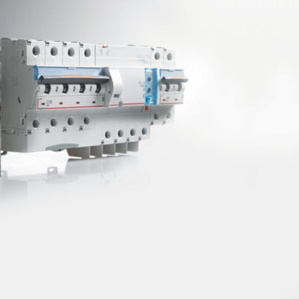 409775Legrandقاطع دائرة ليجراند DX3 ثنائي القطب 80A منحنى C بقدرة 25kA