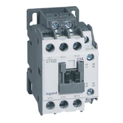 416116Legrandمقبس التلامس ثلاثي الأقطاب من Legrand CTX³ بقوة 22A AC-3 مع محطات برغي