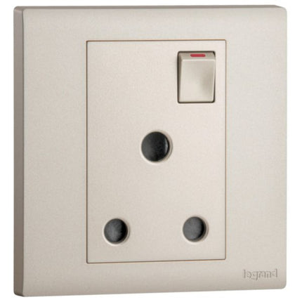 MEC32042CHLegrandمقبس كهربائي أوبريا أحادي 15A معياري بريطاني ذهبي