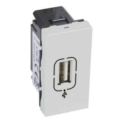 572552Legrandمنفذ بيانات USB أنثى Legrand Arteor وحدة واحدة مربع ألومنيوم ناعم