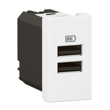 571684Legrandوحدة مقبس Arteor USB بمنفذين A+A 3A 15W أبيض