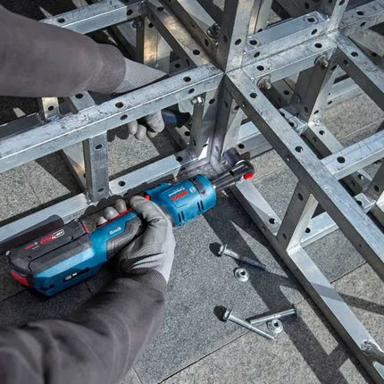 راجز شحن احترافي 18 فولت بوش بدون بطارية | GRC 18V‑60