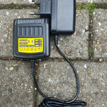 Dewalt 10.8V-12V Lithium-Ion Battery Charger , DCB110