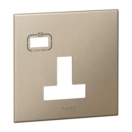 575464Legrandلوحة ليجراند بمقبس واحد BS 13A أحادي القطب USB C ذهبي