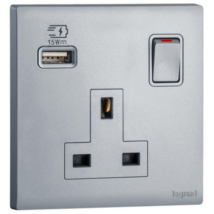 MEC33078SLLegrandObria مقبس مفتاح أحادي BS 13A مع USB Type A 15W فضي داكن