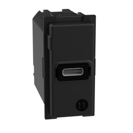 BT-K4192CLegrandشاحن USB من نوع C بقوة 20 واط بتقنية الشحن السريع من Living Now