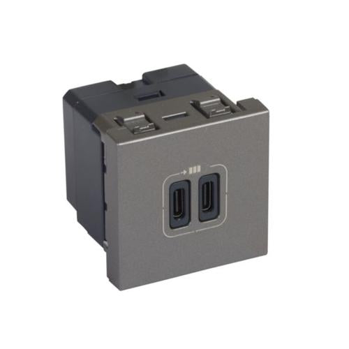 572572Legrandأرتيور 2 مقبس شحن USB Type-C 3 أمبير 15 واط مغنيسيوم