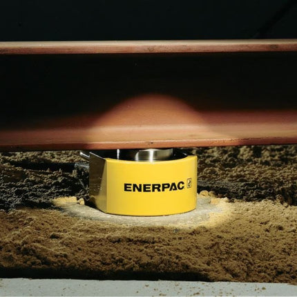 20 Ton Capacity, 11 mm Stroke, Low Height Cylinder | RSM200