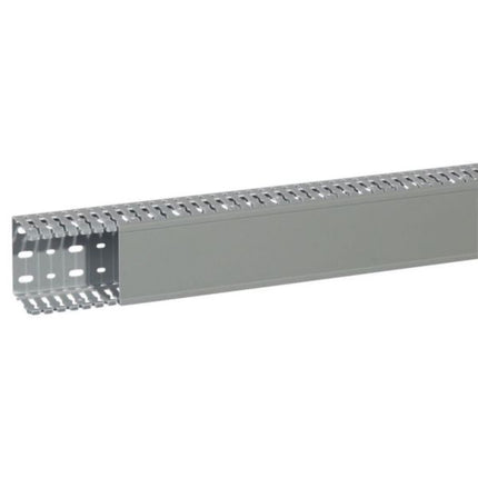 636116Legrandقناة الكابلات Transcab من Legrand 80x60 ملم رمادي RAL 7030