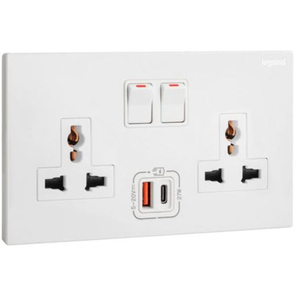 282337Legrandجاليون - مقبس متعدد المعايير بمفتاح 2 فتحة مع شاحن USB 27W أبيض