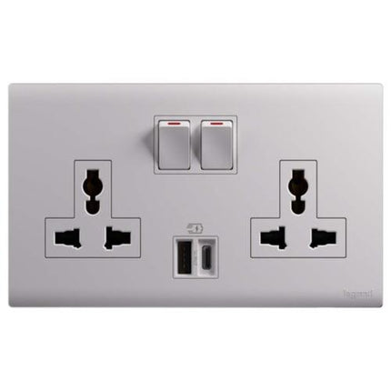 MEC33077WHLegrandمقبس أوبريا ثنائي 16A متعدد المعايير مع USB A+C 27W أبيض مات