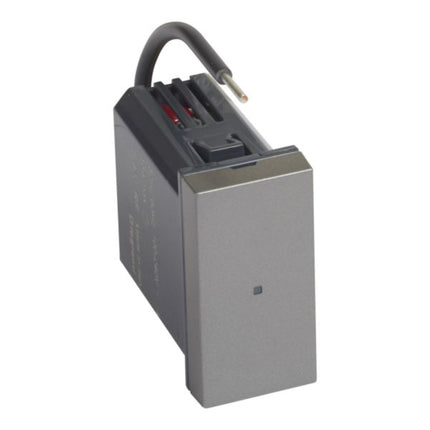 574228Legrandوحدة منفذ الطاقة المتصلة Arteor مع Netatmo 574228