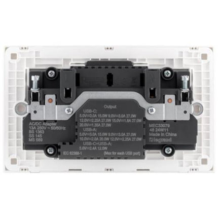 MEC33079WHLegrandمقبس أوبريا ثنائي الفتحة BS 13A DP مع USB A+C 27W أبيض مات