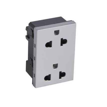 571046Legrandأرتيور يورو-أمريكي مقبس كهربائي 2x2P+E 16A 250V ألومنيوم