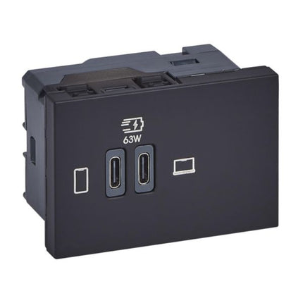 077675LLegrandشاحن موزاييك USB 3 وحدات 63W نوع C توصيل الطاقة أسود