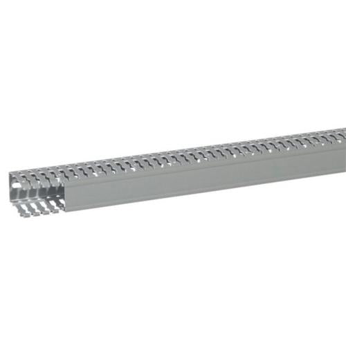 636107Legrandقناة كابلات ترانسكاب من ليجراند 40x60 ملم رمادي RAL 7030