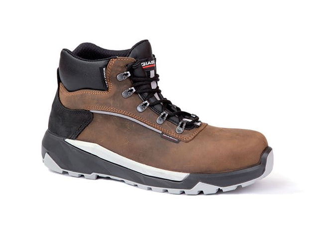 Giasco Makalu S3 CI WR Safety Shoes - Low Cut Design, 3C058G