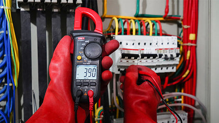 UNI-T 400A Digital Clamp Meter , UT200A+