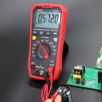 UNI-T 1000V True RMS Digital Multimeter , UT61B+