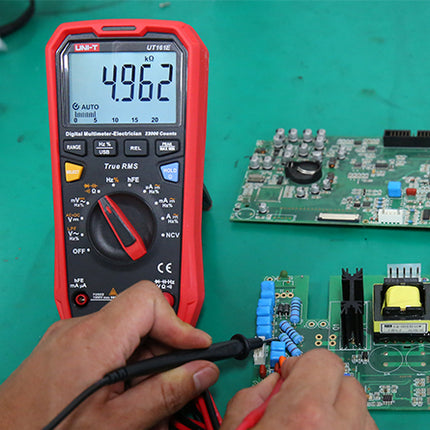 UNI-T 1000V True RMS Digital Multimeter , UT61E+