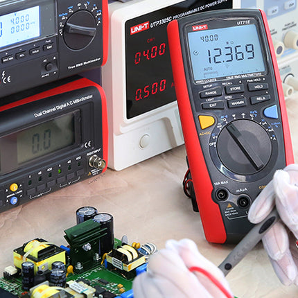 UNI-T Intelligent Digital Multimeter , UT71A